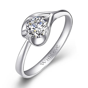 露荷－18K白金钻石戒指